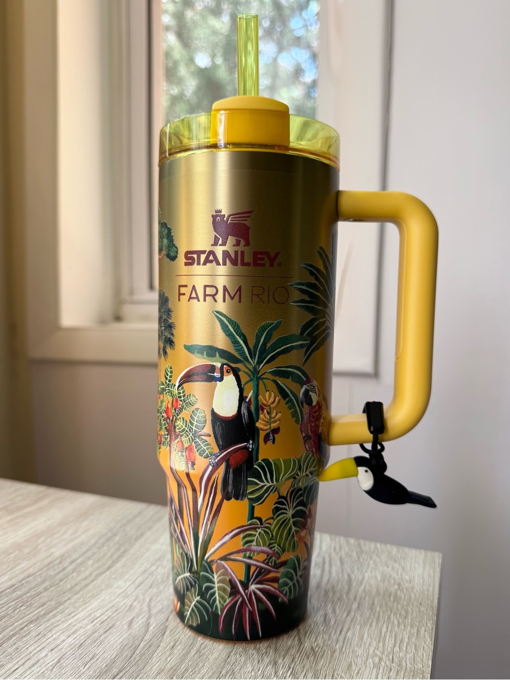 Stanley 1913 x FARM Rio Quencher® H2.0 Flowstate Tumbler Tropical Woods 40 OZ